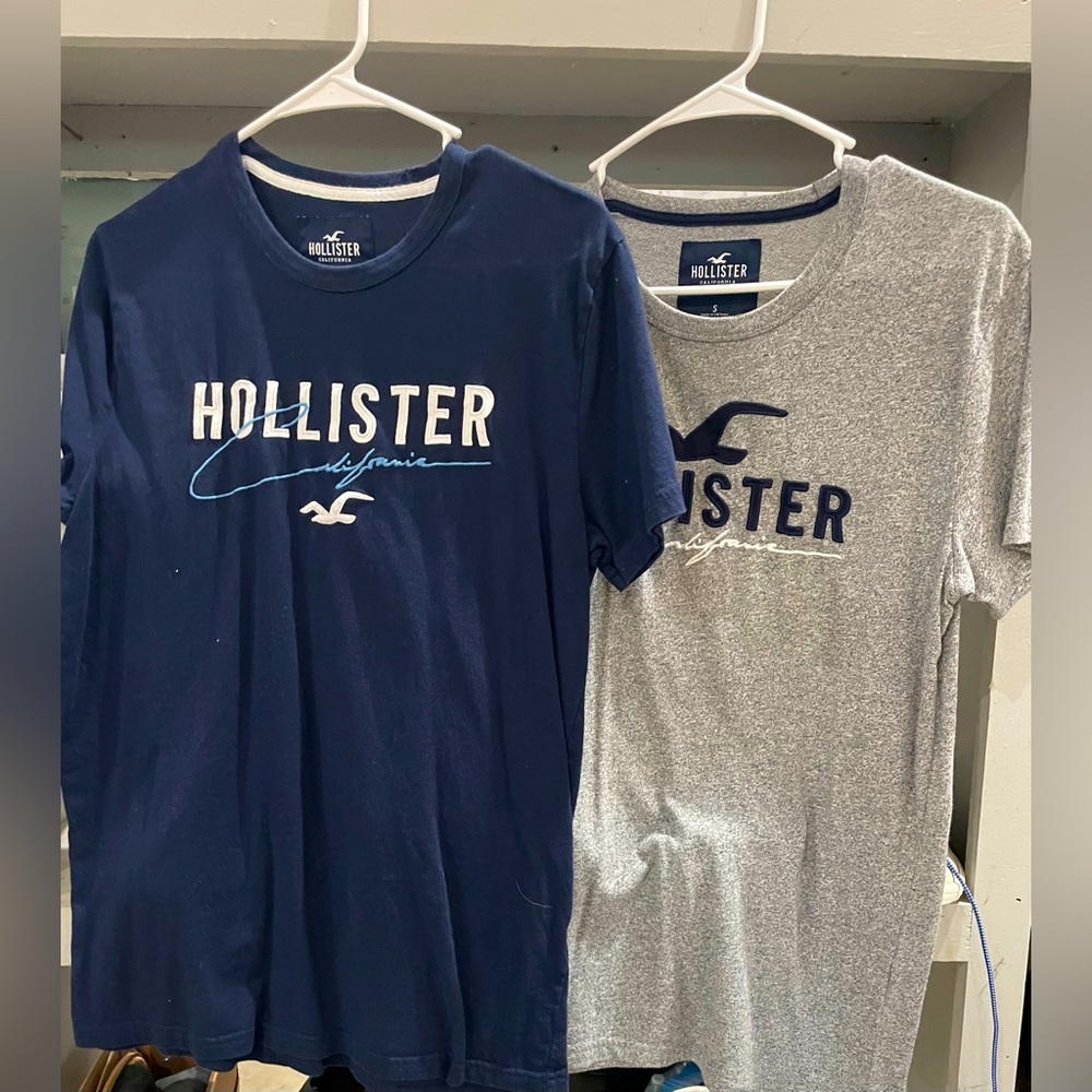 Hollister Blue and Gray Short Sleeve Tees